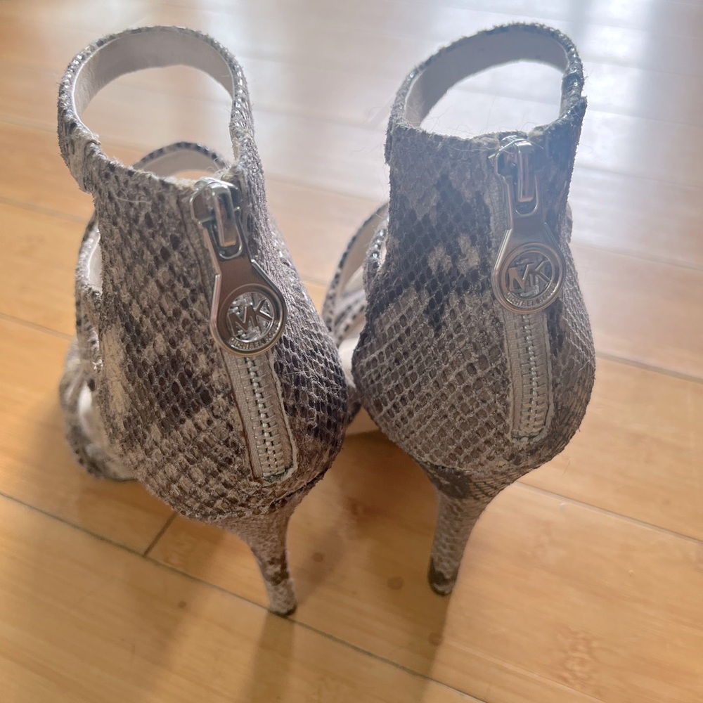 Michael Kors Python Jenna Sandal 7.5 - image 7